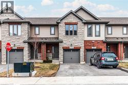 27 RACHEL Drive Unit# 12 Stoney Creek, ON L8E 0K6