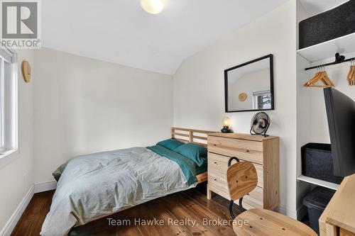 283 Tiny Beaches Road S, Tiny, ON - Indoor Photo Showing Bedroom