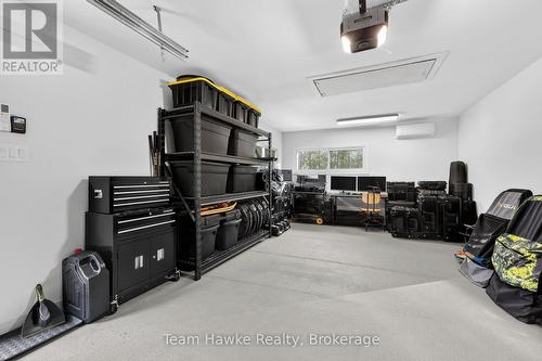 283 Tiny Beaches Road S, Tiny, ON - Indoor Photo Showing Garage