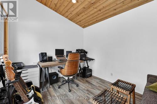 283 Tiny Beaches Road S, Tiny, ON - Indoor Photo Showing Office