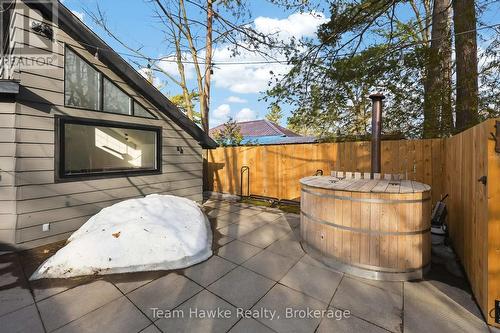 283 Tiny Beaches Road S, Tiny, ON - Outdoor