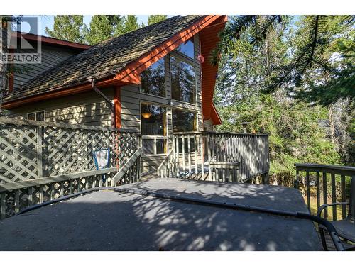 4943 Timber Way, Windermere, BC - Outdoor