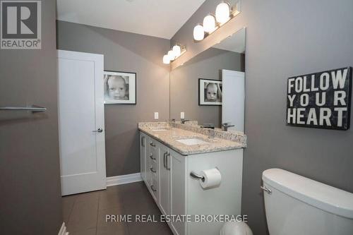 2503 - 505 Talbot Street, London East (East F), ON - Indoor Photo Showing Bathroom