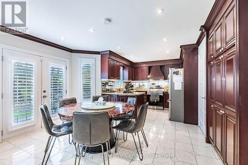 3349 Loyalist Drive, Mississauga, ON - Indoor Photo Showing Dining Room