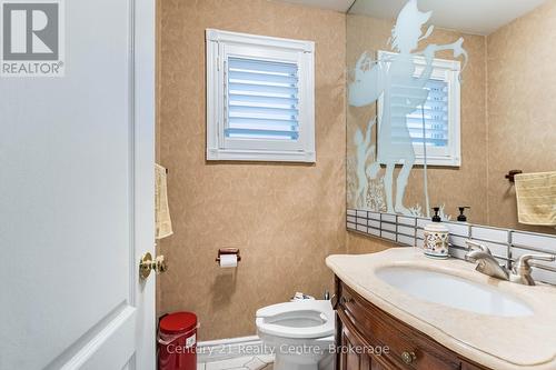 3349 Loyalist Drive, Mississauga, ON - Indoor Photo Showing Bathroom