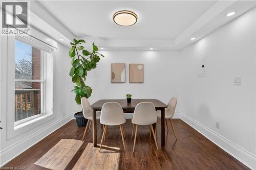 33 Homewood Avenue, Hamilton, ON - Indoor Photo Showing Dining Room