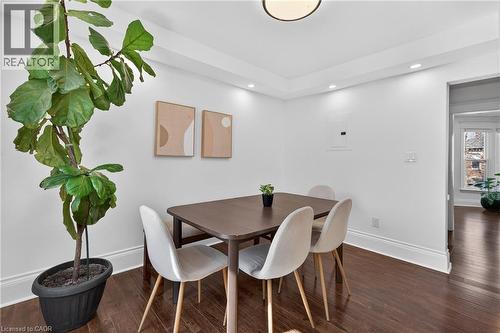 33 Homewood Avenue, Hamilton, ON - Indoor Photo Showing Dining Room