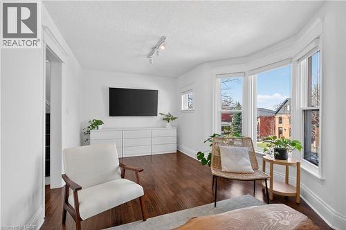 33 Homewood Avenue, Hamilton, ON - Indoor