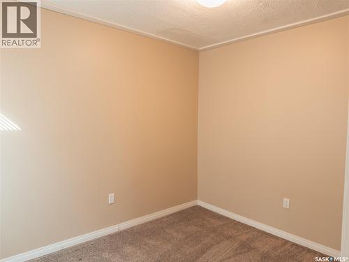 118 32Nd Street W, Saskatoon, SK - Indoor Photo Showing Other Room