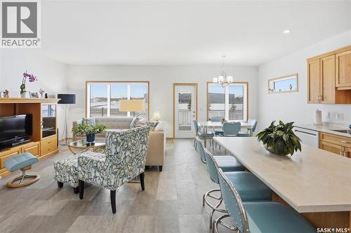 13 315 Olson Lane W, Saskatoon, SK - Indoor Photo Showing Living Room