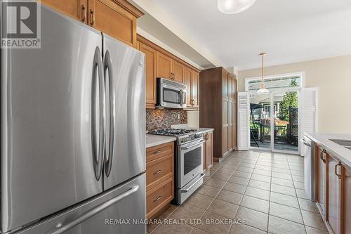 750 Lakeshore Road, Fort Erie (Lakeshore), ON - Indoor Photo Showing Kitchen With Stainless Steel Kitchen