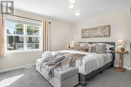 750 Lakeshore Road, Fort Erie (Lakeshore), ON - Indoor Photo Showing Bedroom