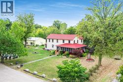 1060 East West ROAD Pelee Island, ON N0R 1M0