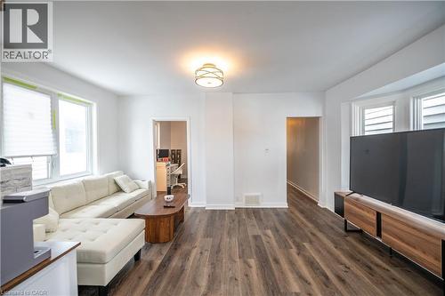 92 Frederick Avenue, Hamilton, ON - Indoor