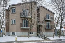 201 - 41 HILDA STREET Ottawa, ON K1Y 4T4