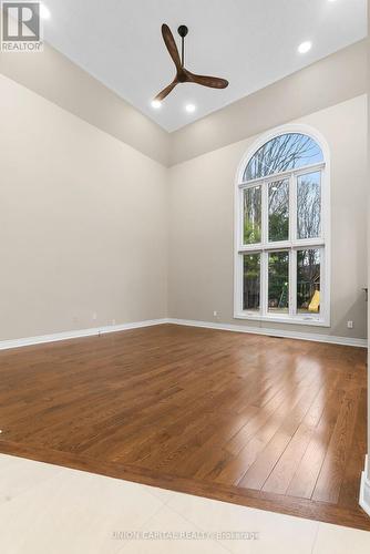 86 Charing Crescent, Aurora, ON - Indoor Photo Showing Other Room