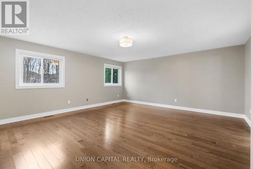 Primary Bedroom - 86 Charing Crescent, Aurora, ON - Indoor Photo Showing Other Room