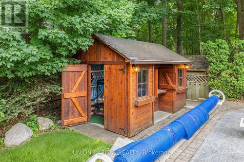 86 Charing Crescent, Aurora, ON - Outdoor