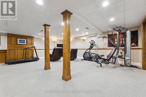 86 Charing Crescent, Aurora, ON - Indoor Photo Showing Gym Room