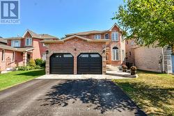 28 SHAINA COURT Barrie, ON L4N 9S7
