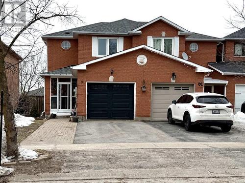 90 BRUCE CRESCENT  Barrie, ON L4N 8P4