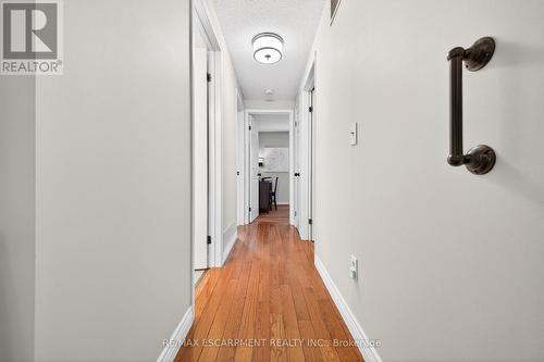 22 Novoco Drive, Hamilton, ON - Indoor Photo Showing Other Room