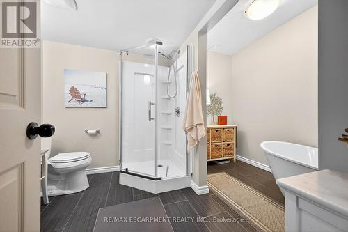 22 Novoco Drive, Hamilton, ON - Indoor Photo Showing Bathroom