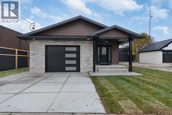 17 CHURCH Street E Delhi, ON N4B 1T3