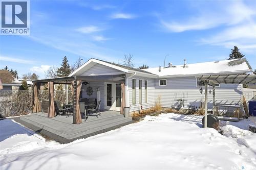 106 Laurentian Drive, Saskatoon, SK - Outdoor