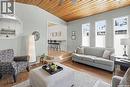 106 Laurentian Drive, Saskatoon, SK  - Indoor Photo Showing Living Room 
