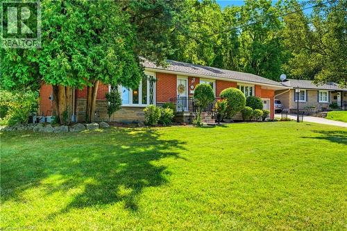 894 Bishop Place, Ancaster, ON - Outdoor