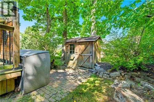 894 Bishop Place, Ancaster, ON - Outdoor