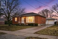 492 EPHRAIM STREET  Kitchener, ON N2B 2C6