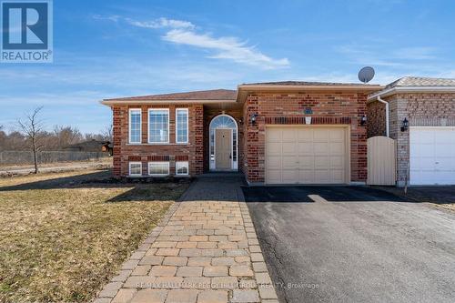 67 FOREST DALE DRIVE  Barrie, ON L4M 6M9