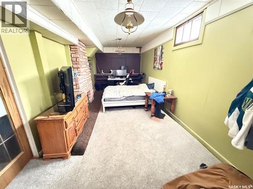 434 2Nd Street, Weyburn, SK - Indoor Photo Showing Bedroom