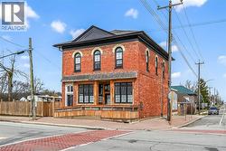 2 MAIN Street W Selkirk, ON N0A 1P0