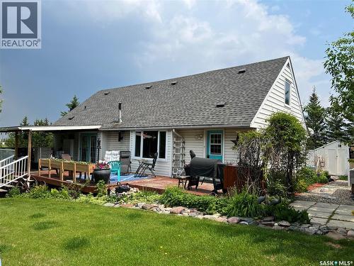 113 2Nd Avenue Se, Dorintosh, SK - Outdoor With Deck Patio Veranda