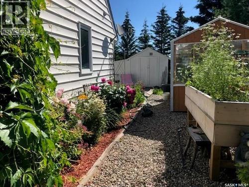 113 2Nd Avenue Se, Dorintosh, SK - Outdoor