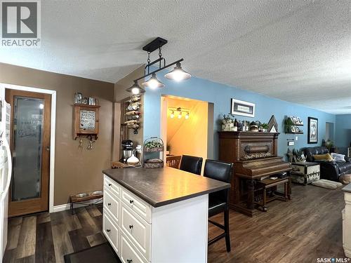 113 2Nd Avenue Se, Dorintosh, SK - Indoor