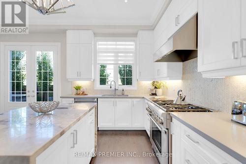 67 Garyscholl Road, Vaughan, ON - Indoor Photo Showing Kitchen With Upgraded Kitchen