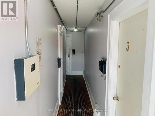 156 Dunlop Street W, Barrie, ON - Indoor Photo Showing Other Room