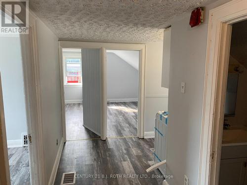 156 Dunlop Street W, Barrie, ON - Indoor Photo Showing Other Room
