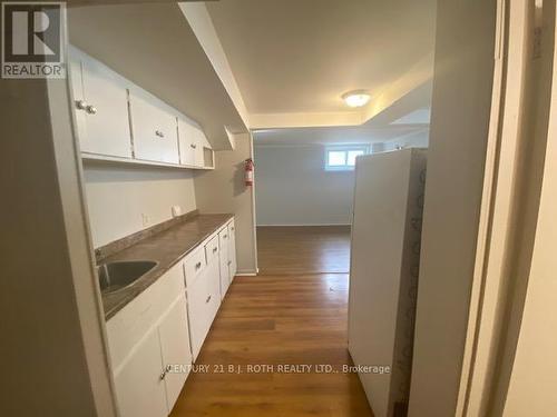 156 Dunlop Street W, Barrie, ON - Indoor
