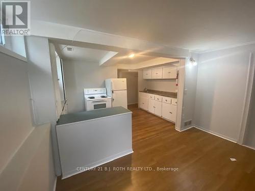 156 Dunlop Street W, Barrie, ON - Indoor Photo Showing Other Room