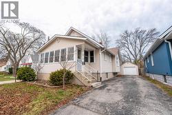 548 Devine STREET Sarnia, ON N7T 1W6