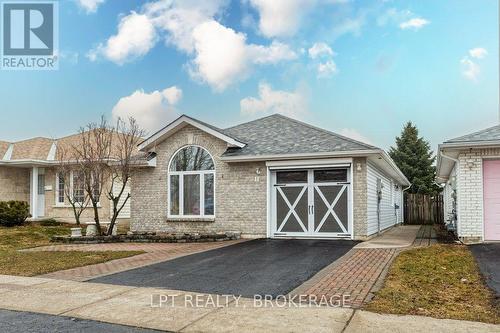 11 WILFRED CRESCENT E  Kingston (Rideau), ON K7K 7H1