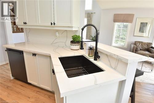 39 Panabaker Drive Unit# 7, Ancaster, ON - Indoor Photo Showing Kitchen