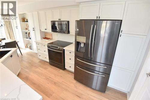 39 Panabaker Drive Unit# 7, Ancaster, ON - Indoor Photo Showing Kitchen