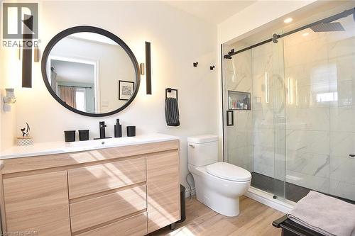 39 Panabaker Drive Unit# 7, Ancaster, ON - Indoor Photo Showing Bathroom