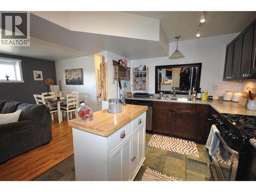 342 Clearview Crescent, Williams Lake, BC - Indoor Photo Showing Kitchen